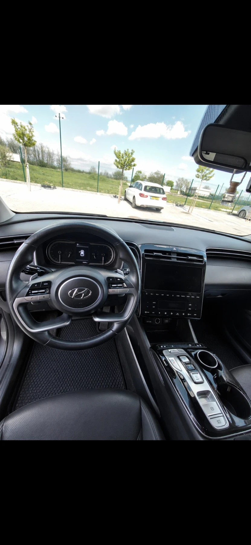 Hyundai Tucson 1.6, снимка 9 - Автомобили и джипове - 54296858