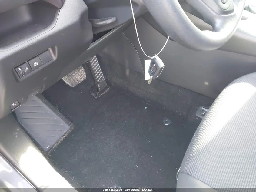 Toyota Rav4 2.5l Hybrid Le, снимка 11 - Автомобили и джипове - 54424688