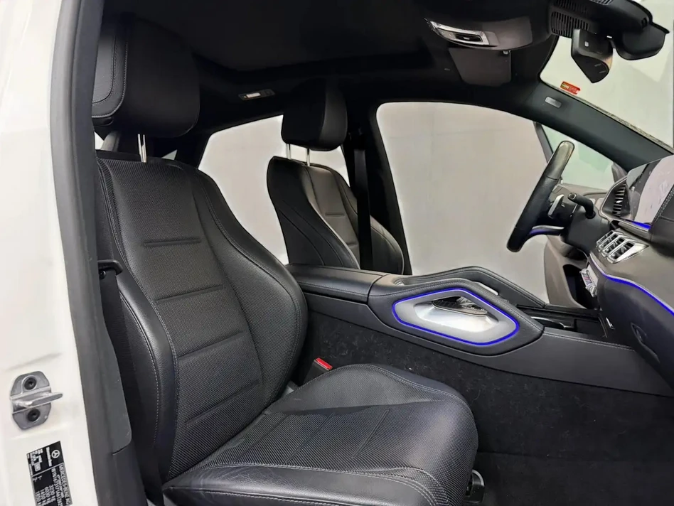 Mercedes-Benz GLE 350 de/320HP/4M/COUPE/PANO/BURM/360/242hASC, снимка 15 - Автомобили и джипове - 54702824