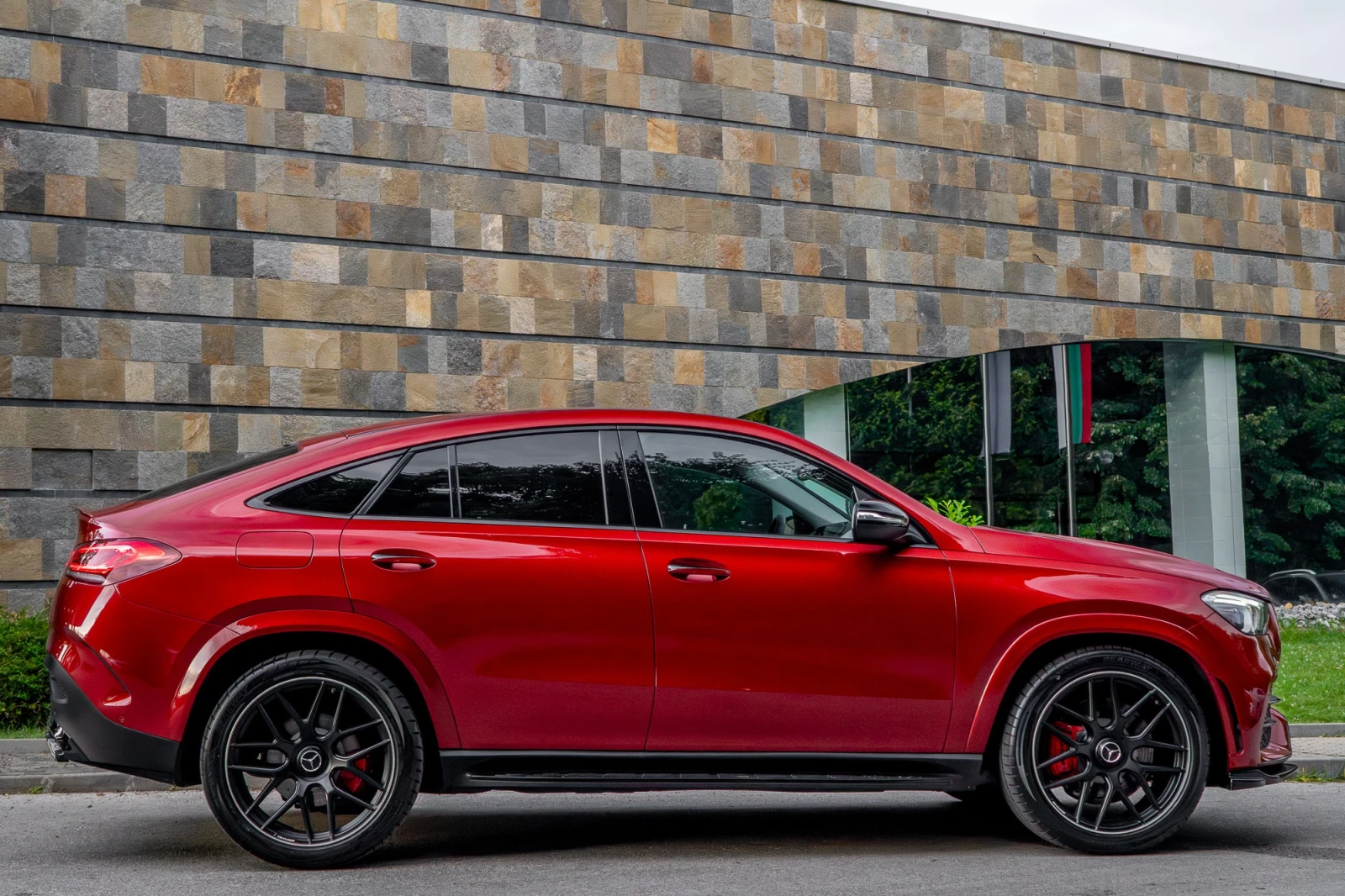 Mercedes-Benz GLE 350 d* BI-TURBO* 4MATIC* COUPE* 3XTV* CARBON, снимка 6 - Автомобили и джипове - 55106236