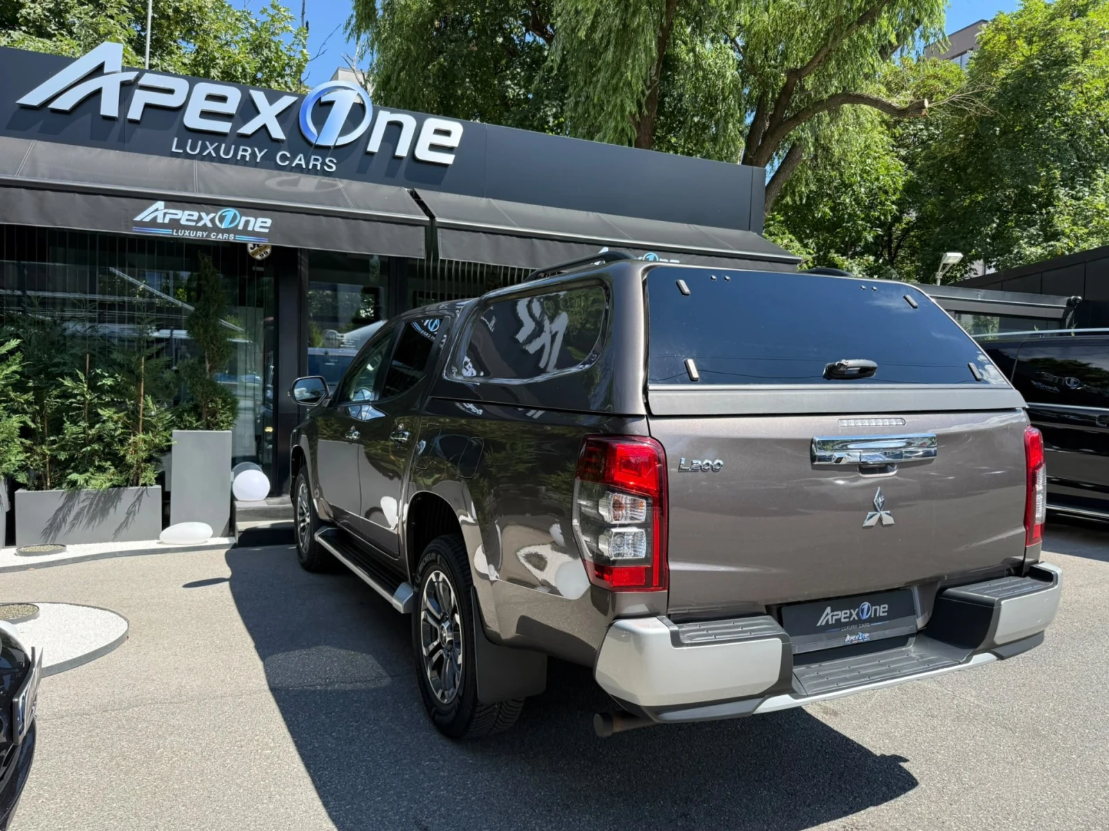 Mitsubishi L200 ГАРАНЦИОНЕН АВТОМОБИЛ 02/2027г, снимка 4 - Автомобили и джипове - 55283084