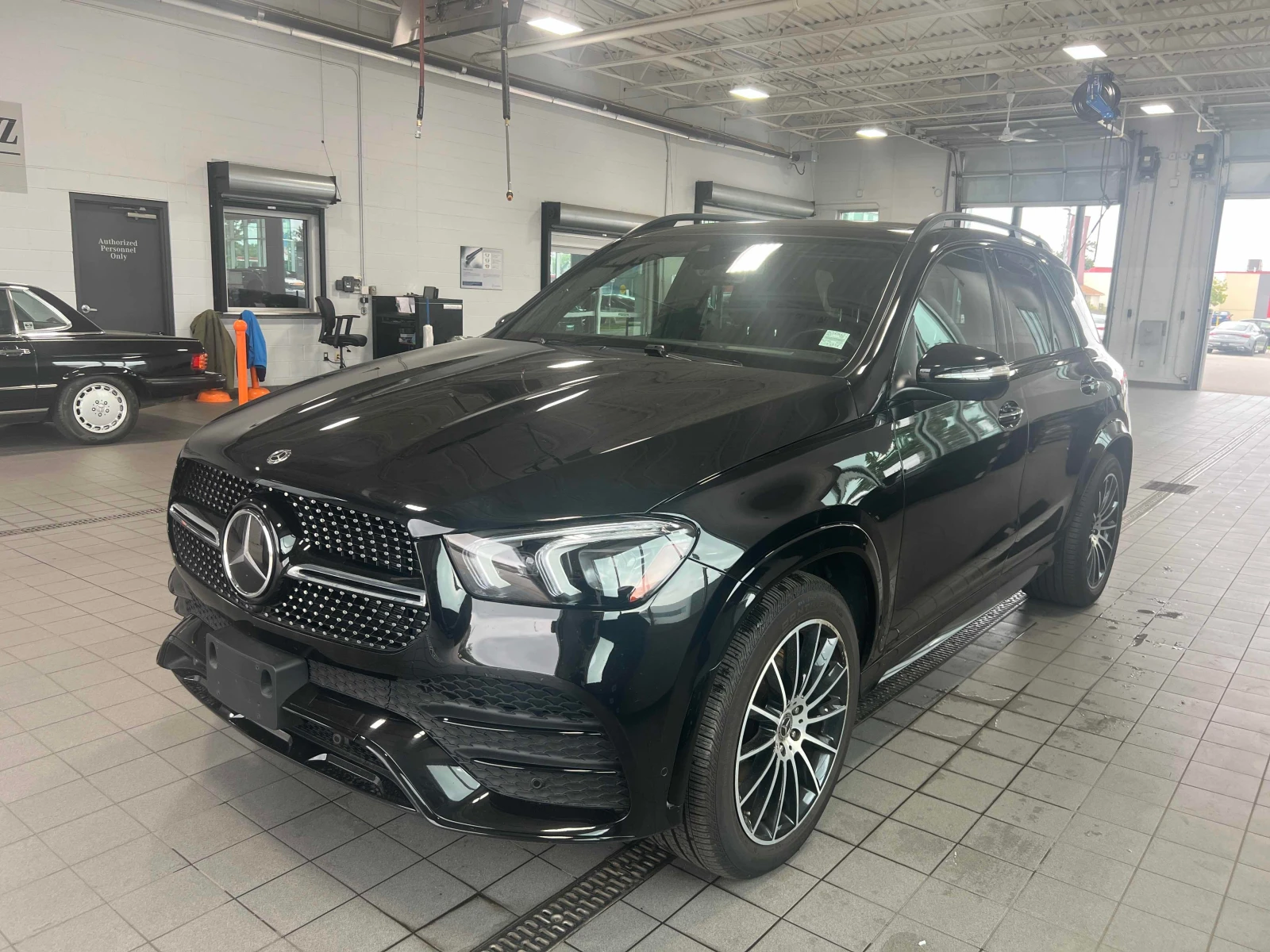 Mercedes-Benz GLE 450 * AMG Line * CARFAX * �� Mercedes *  | Mobile.bg � ����������� 1