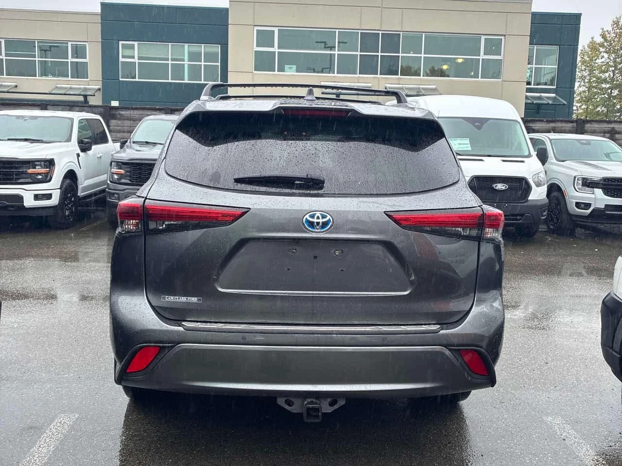Toyota Highlander Hybrid Limited | CARFAX | АВТОКРЕДИТ , снимка 5 - Автомобили и джипове - 56239846