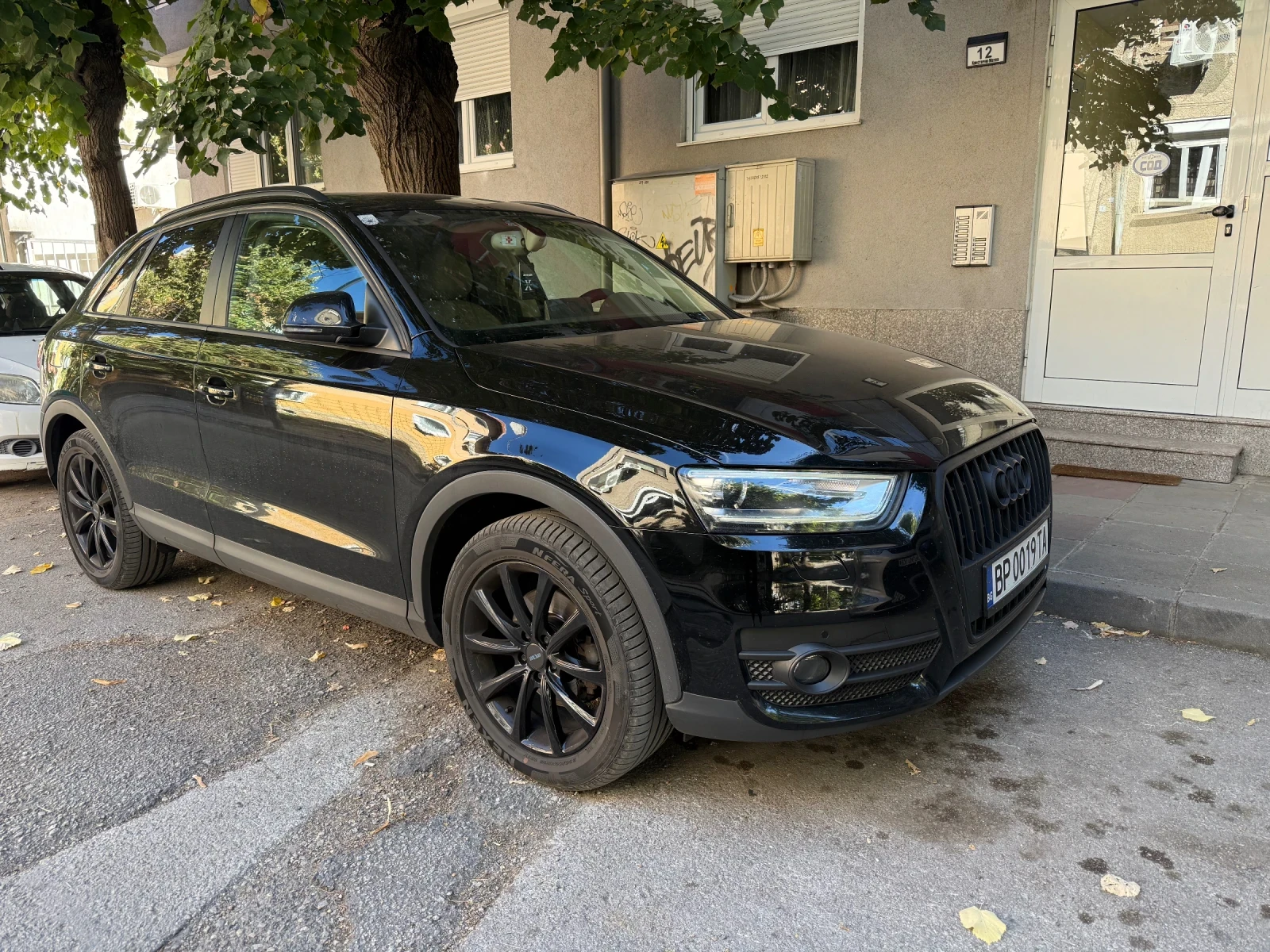 Audi Q3 2.0 TDI , снимка 9 - Автомобили и джипове - 56347353