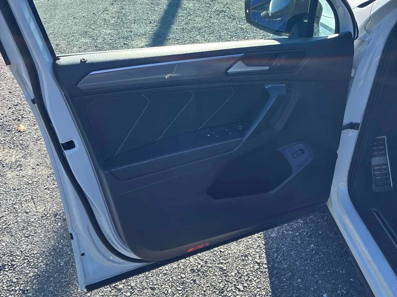 VW Tiguan * Comfortline R Line Black Edition * CARFAX * ���� | Mobile.bg � ����������� 11