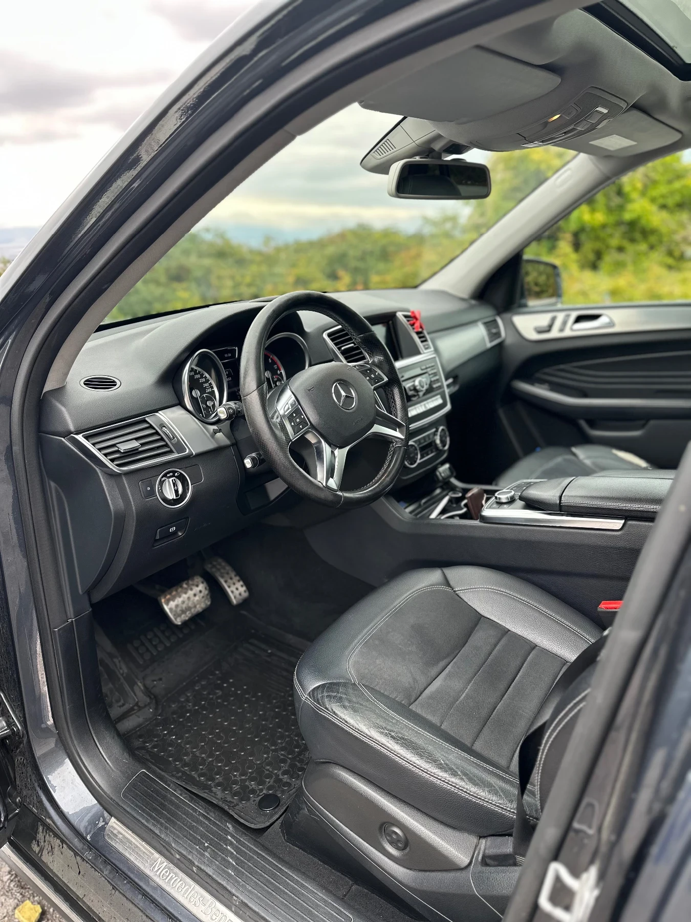 Mercedes-Benz ML 350, снимка 9 - Автомобили и джипове - 56666058