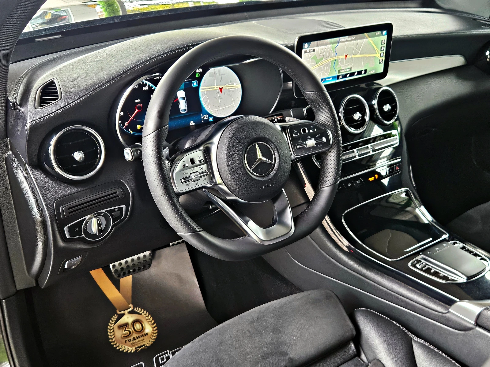 Mercedes-Benz GLC 300 COUPE AMG/VIRTUAL/DISTR/CAMERA/CAR PLAY/AIRMAT/LIZ | Mobile.bg � ����������� 11