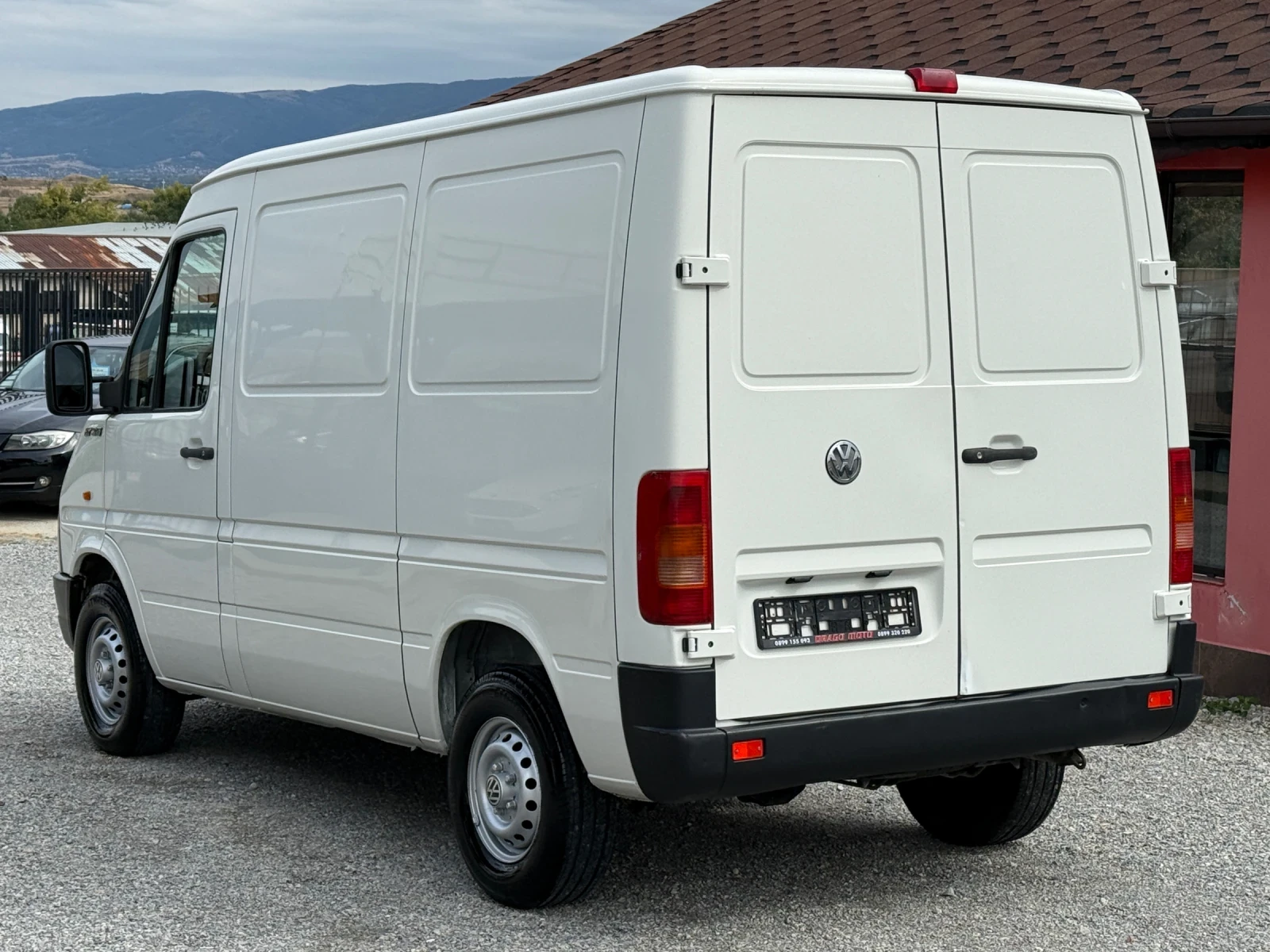 VW Lt 35 2.5TDi, * БЕЗ РЪЖДИ* 213 000км! * Гаранция* ТОП - изображение 4