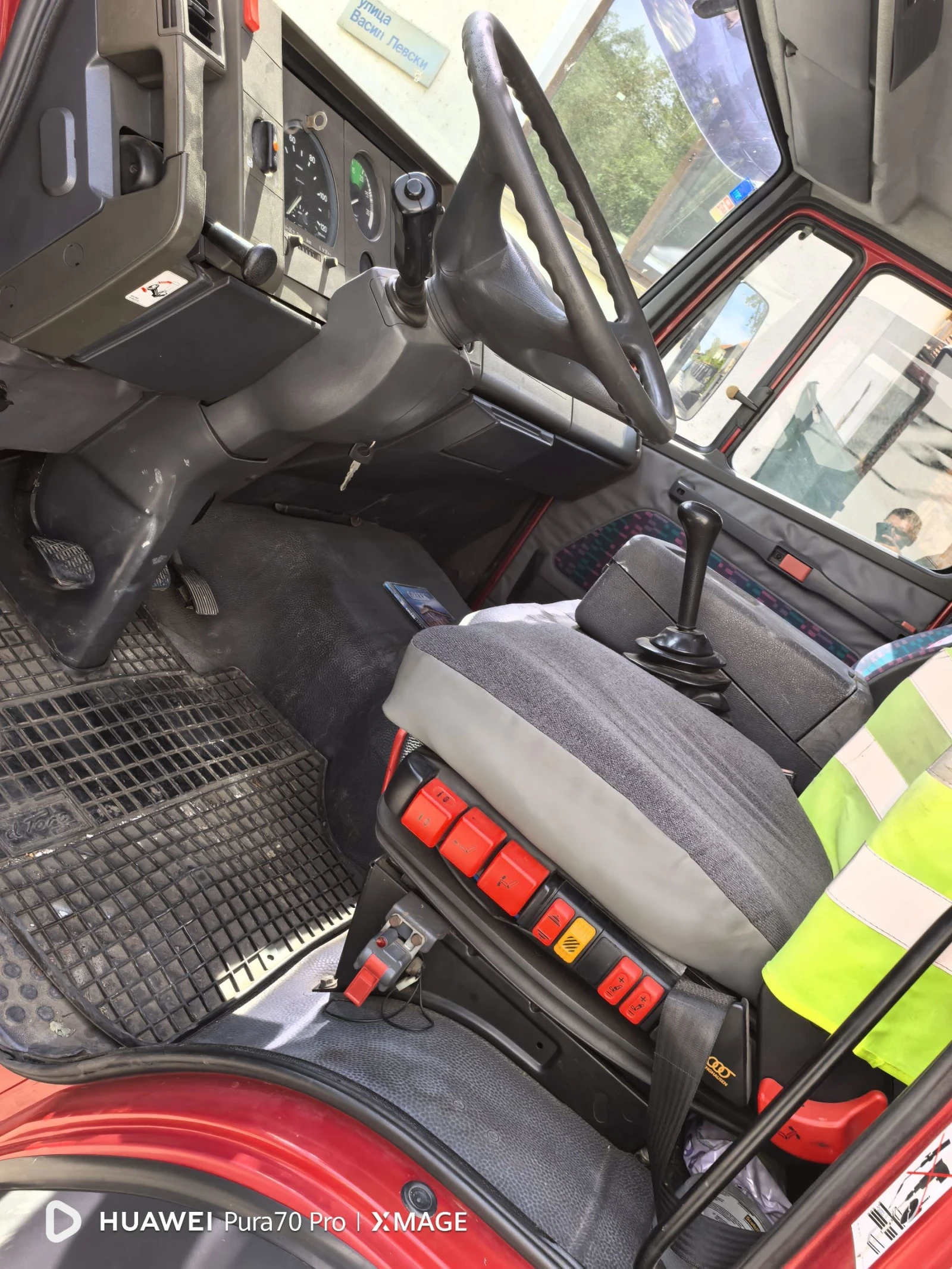 Mercedes-Benz 1117 С кран - изображение 10