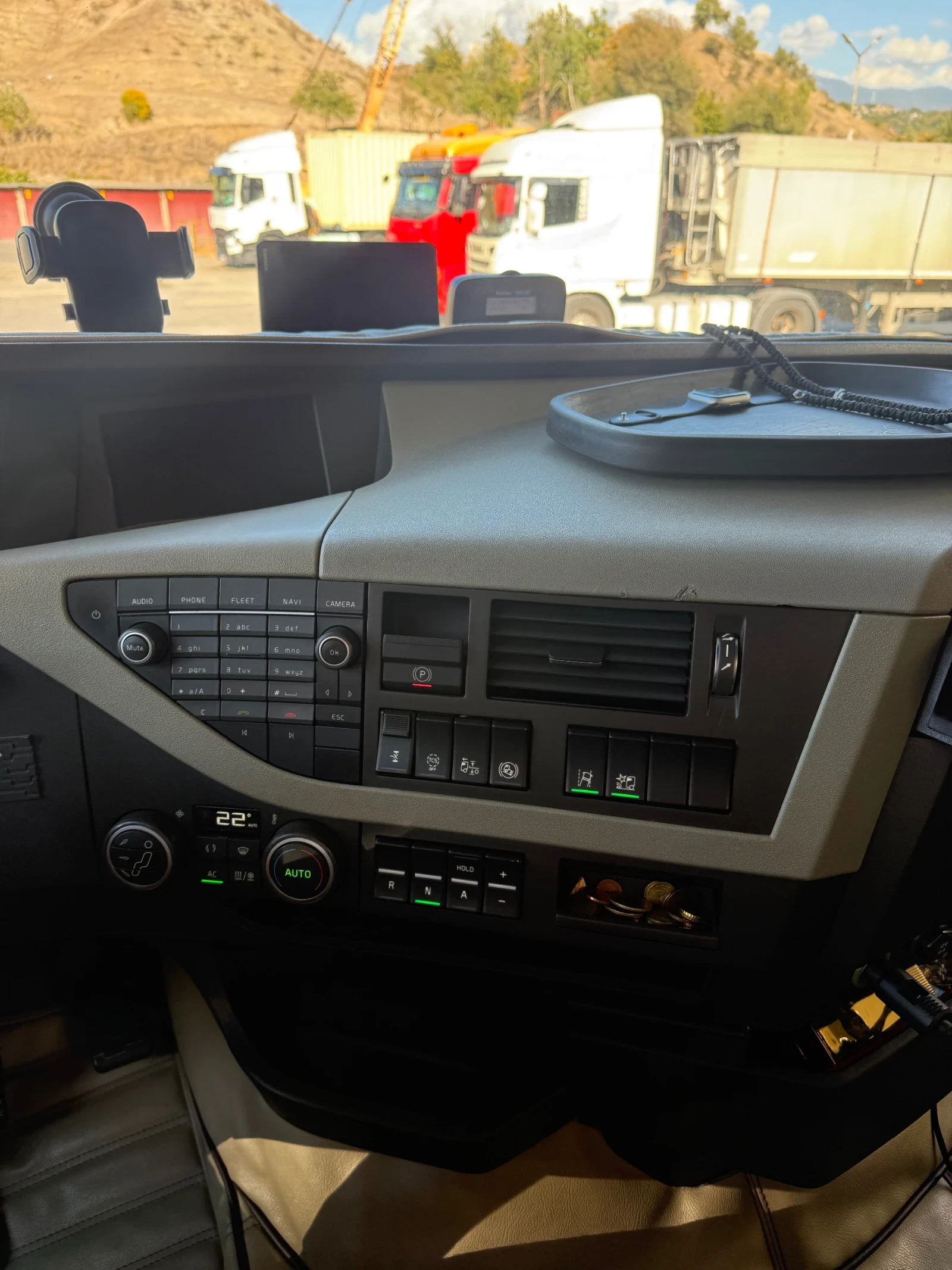 Volvo Fh 460 I-Save, снимка 10 - Камиони - 56441450