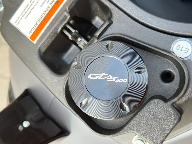 Vespa GTS GTS 300 hpe , снимка 7 - Мотоциклети и мототехника - 51369635