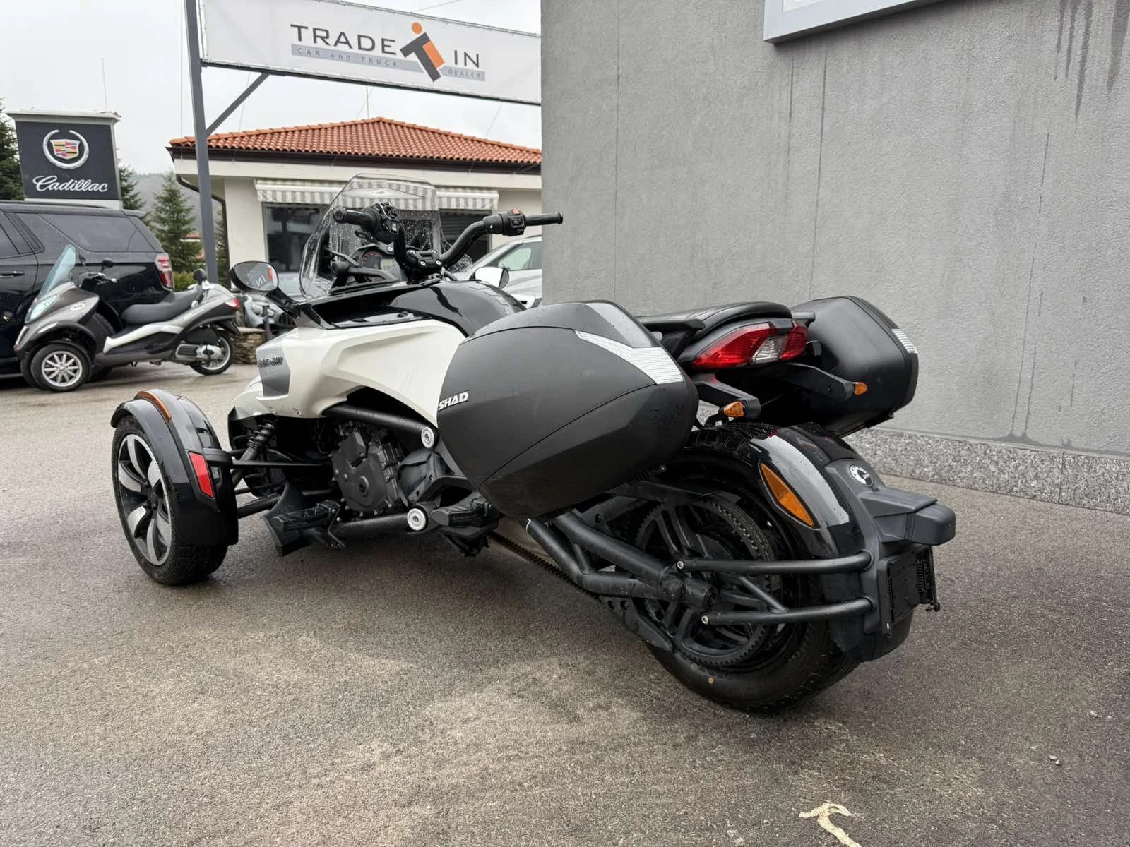Can-Am Spyder 1330 F3 - изображение 4