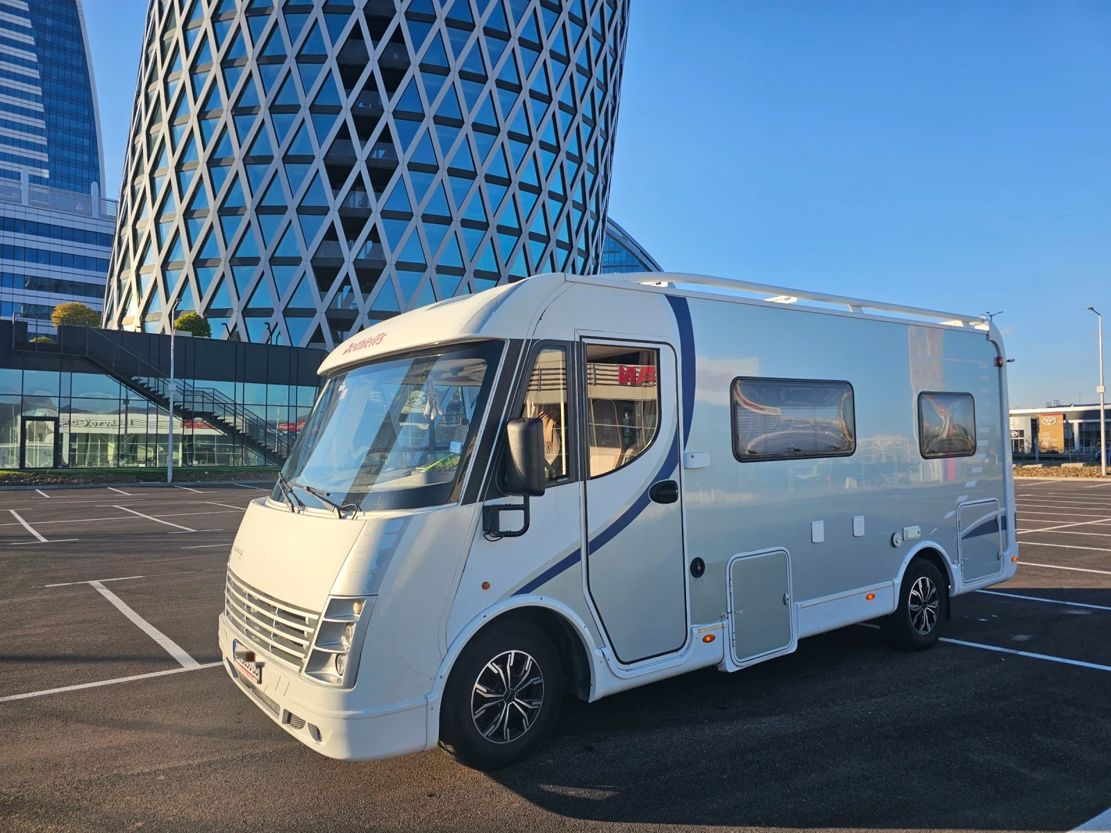 Кемпер Dethleffs Advantage Integral