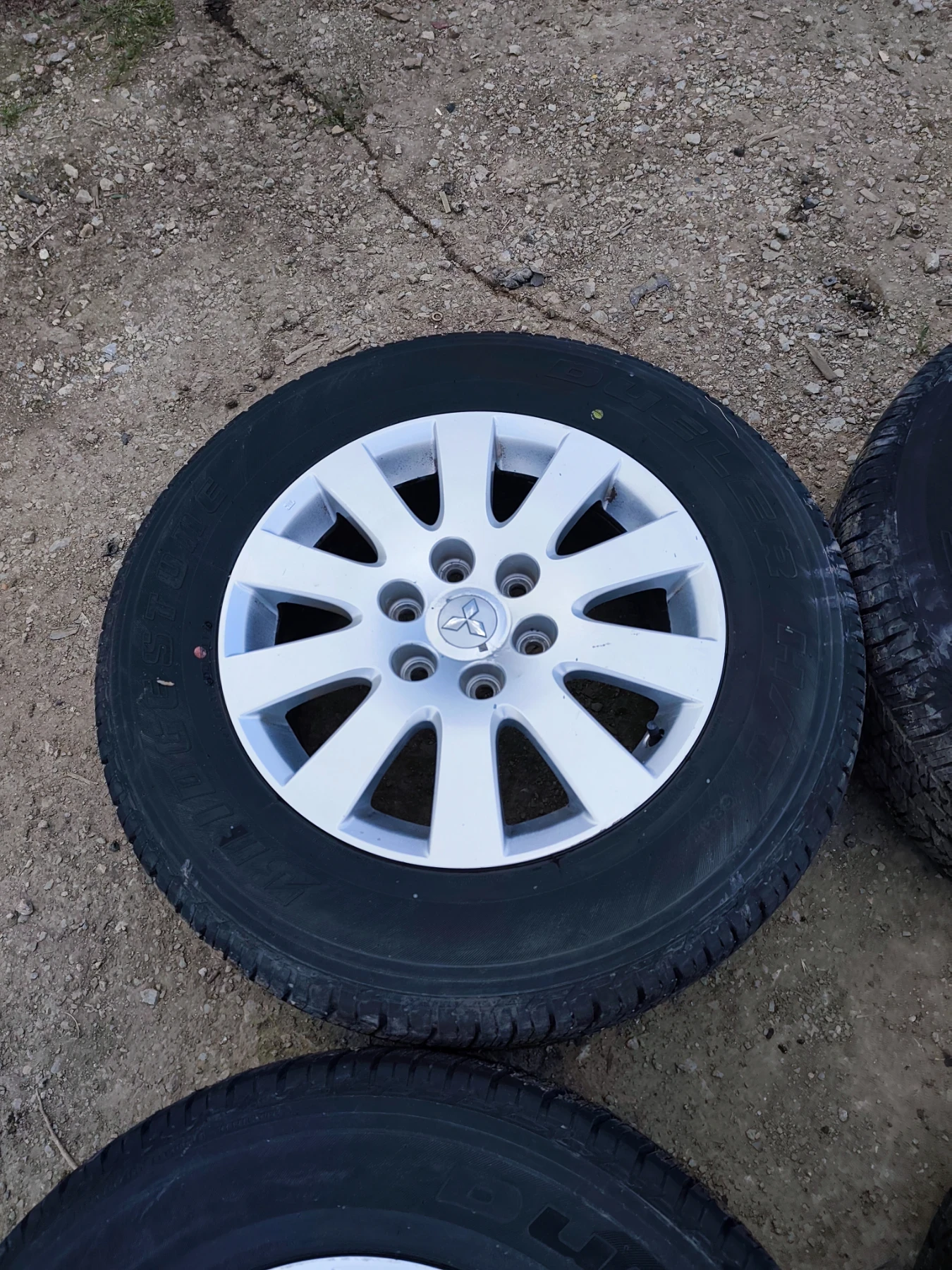 Гуми с джанти Bridgestone 265/60R18, снимка 5 - Гуми и джанти - 54959711