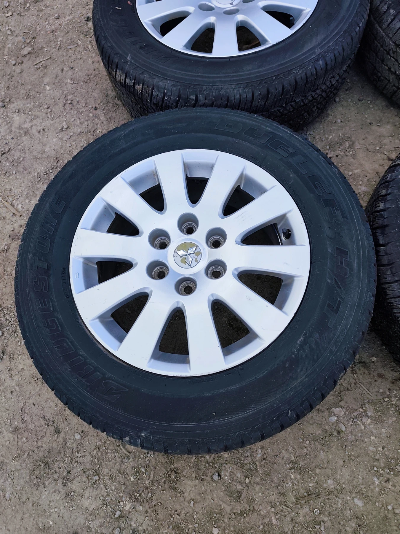 Гуми с джанти Bridgestone 265/60R18, снимка 3 - Гуми и джанти - 54959711