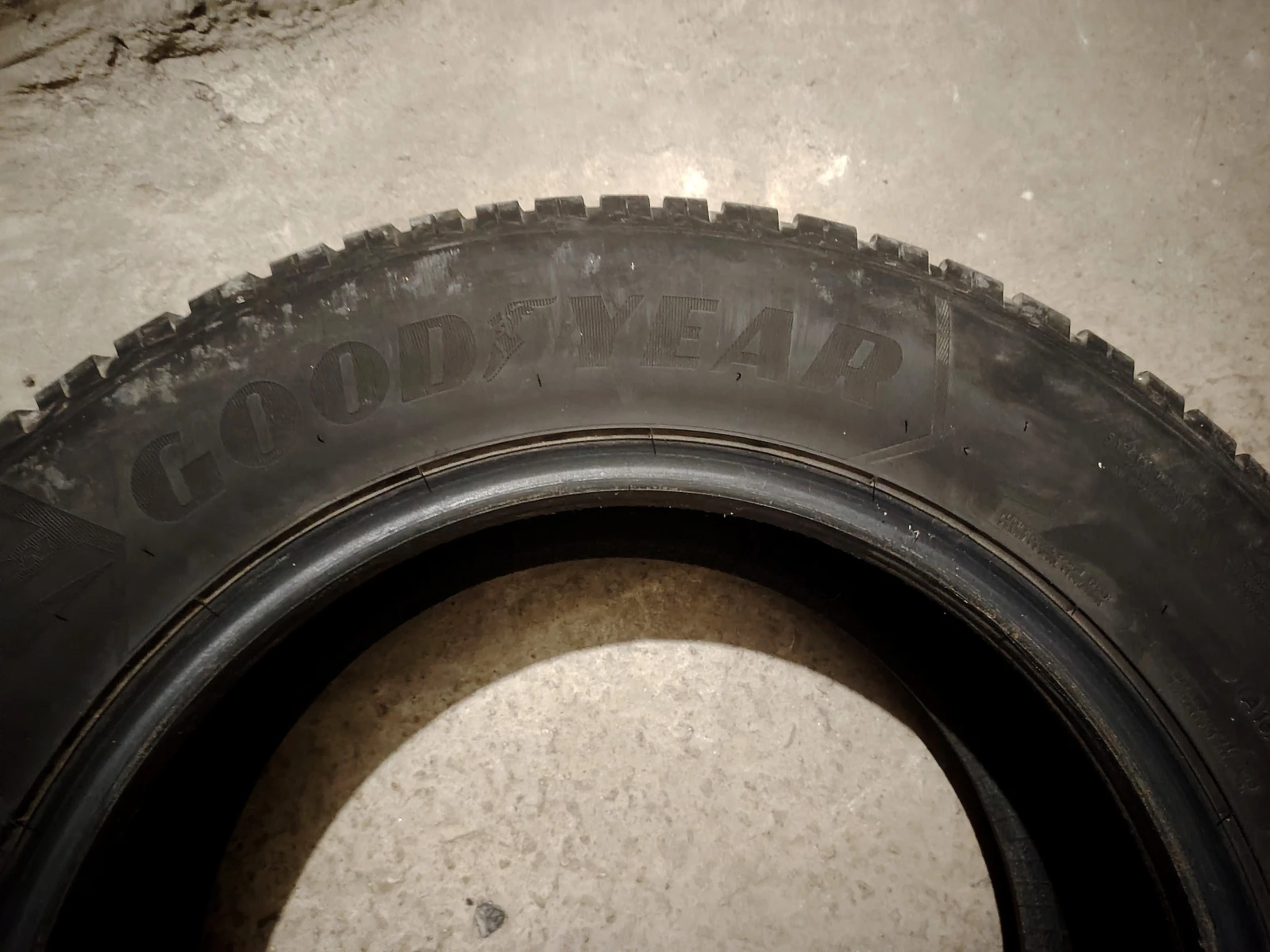 ���� 255/60R18 | Mobile.bg � ����������� 4