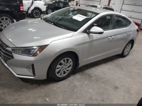 Hyundai Elantra 2l Se, снимка 2