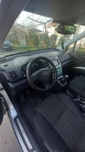 Toyota Corolla verso 2.2 D-4D, снимка 3