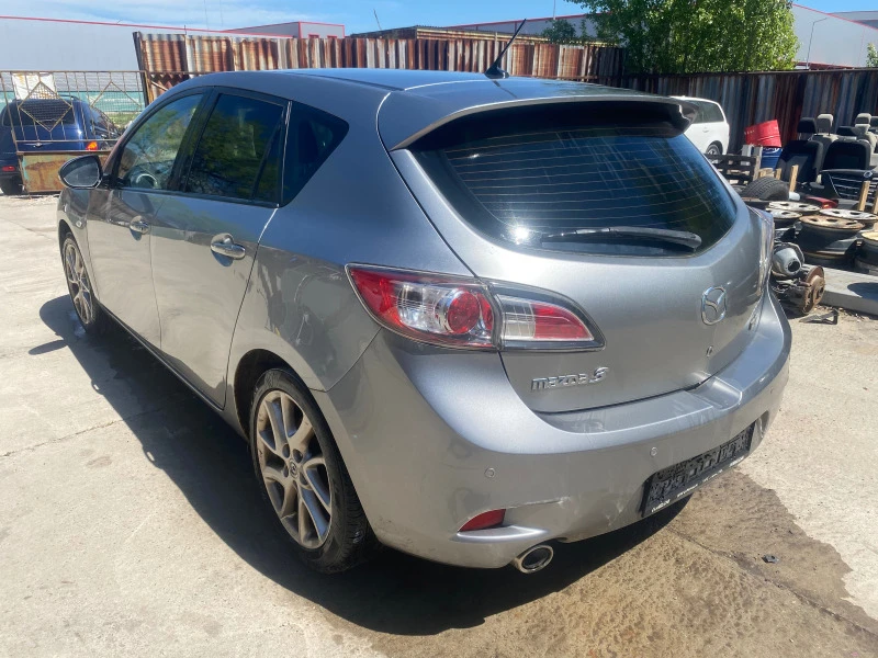 Mazda 3 2.2 d, снимка 10 - Автомобили и джипове - 45828193