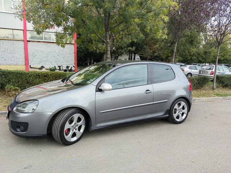 VW Golf GTI 2.0, снимка 2 - Автомобили и джипове - 47604912