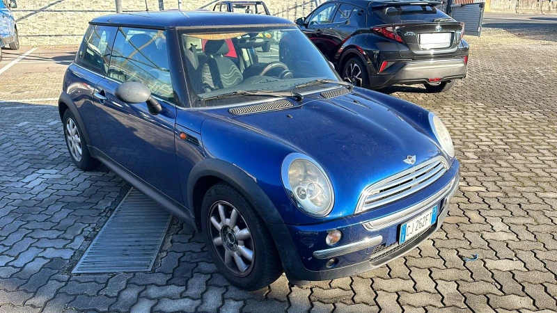 Mini Cooper 1.4Disel Toyota , снимка 1 - Автомобили и джипове - 48474406