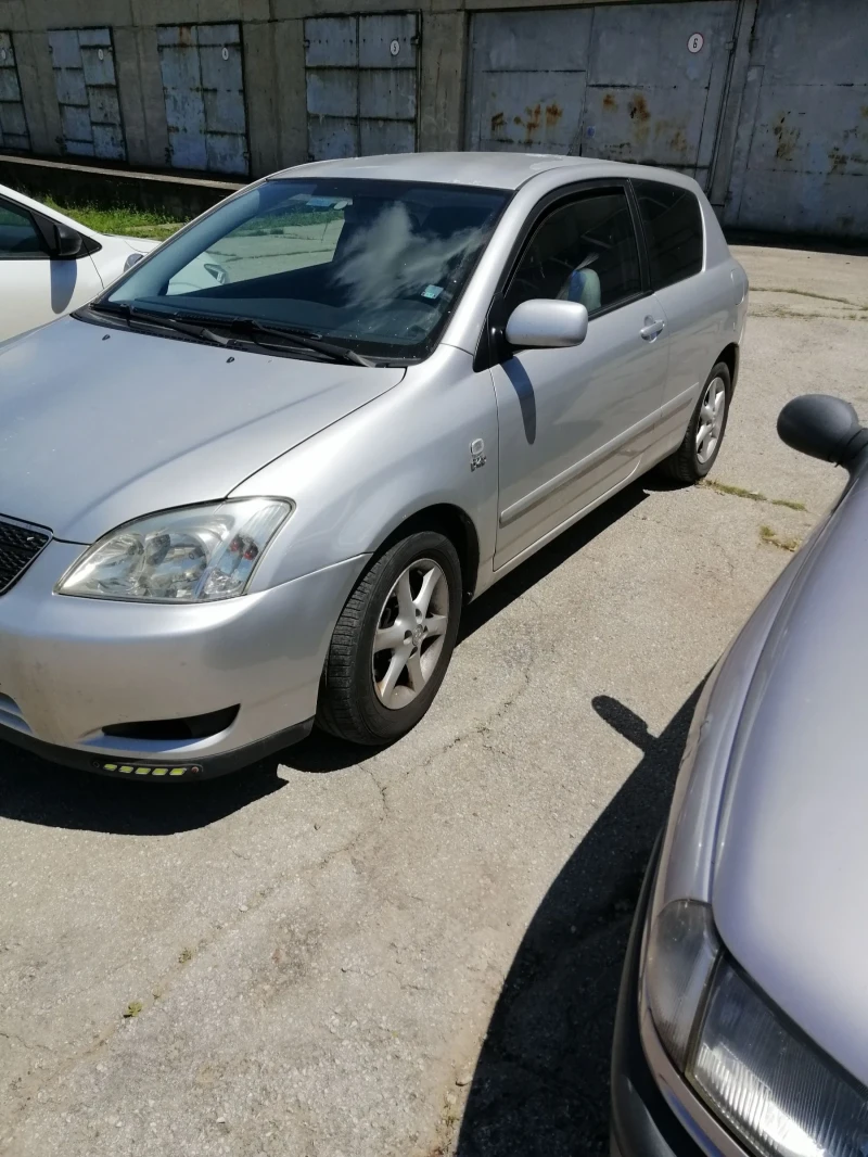 Toyota Corolla 2.0cdi, снимка 2 - Автомобили и джипове - 49021182