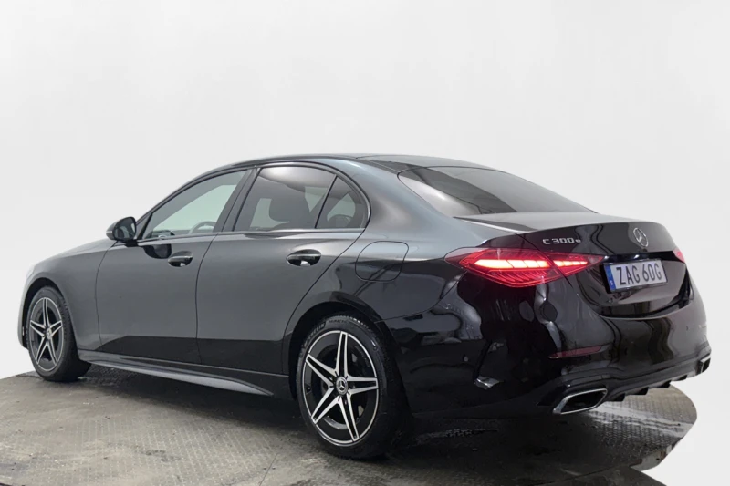 Mercedes-Benz C 300 e AMG Line* Navi* Cam* LED* 313кс* , снимка 7 - Автомобили и джипове - 51452554