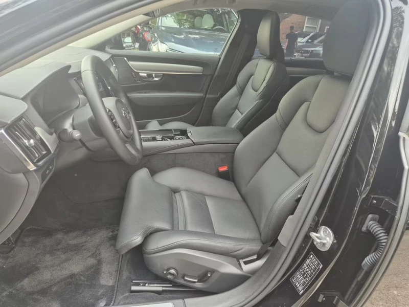 Volvo S90 ULTIMATE-DARK/455HP/HUD/MEMO/H&K/360/NAVI/326gpr, снимка 8 - Автомобили и джипове - 51730731