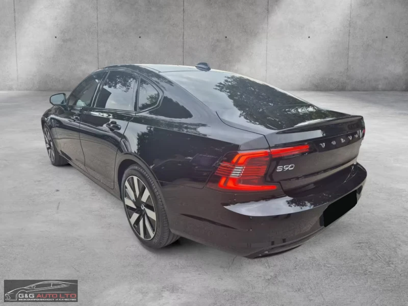 Volvo S90 ULTIMATE-DARK/455HP/HUD/MEMO/H&K/360/NAVI/326gpr, снимка 4 - Автомобили и джипове - 51730731