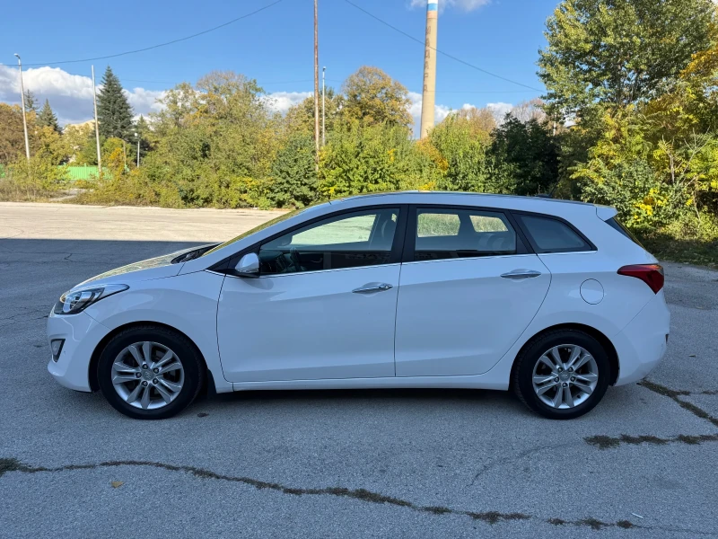 Hyundai I30 1.6 CRDi, снимка 6 - Автомобили и джипове - 52109655