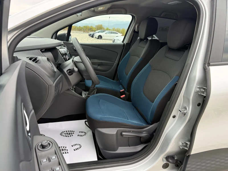 Renault Captur 1.5 DCI NAVI EURO6, снимка 11 - Автомобили и джипове - 52149776