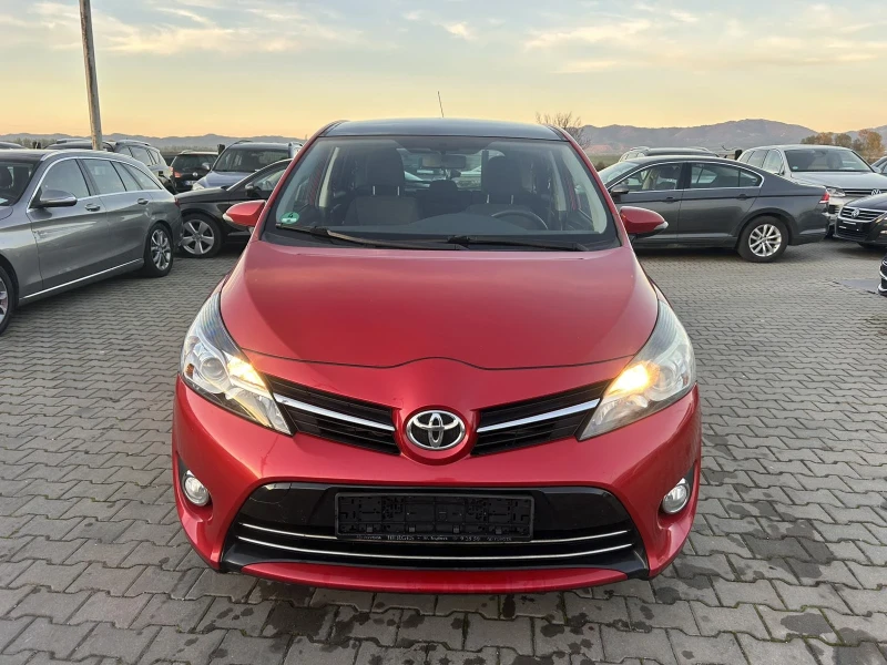 Toyota Corolla verso PANORAMA, KAMERA, NAVi, evro6, снимка 4 - Автомобили и джипове - 52249815