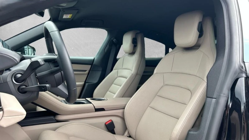 Porsche Taycan, снимка 10 - Автомобили и джипове - 52455122