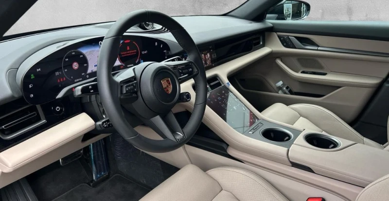 Porsche Taycan, снимка 12 - Автомобили и джипове - 52455122