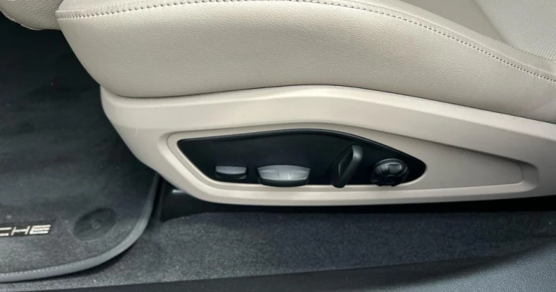 Porsche Taycan, снимка 11 - Автомобили и джипове - 52455122