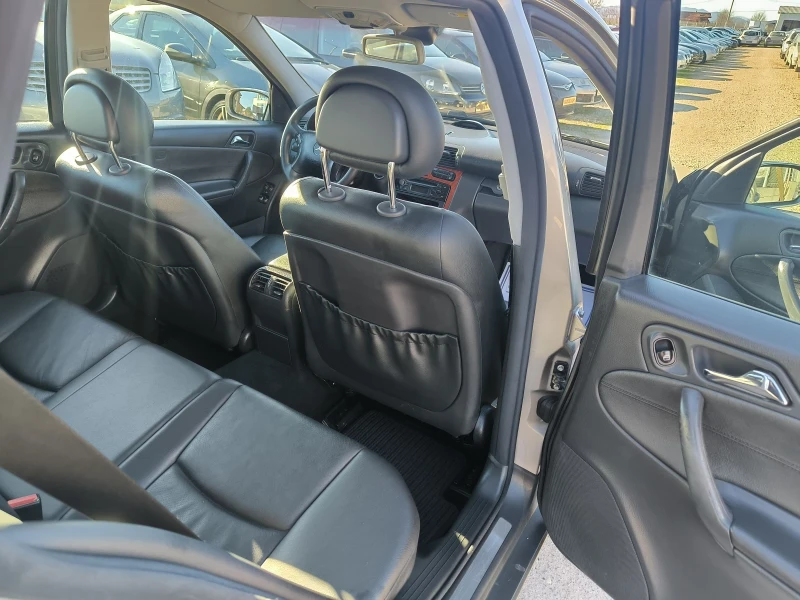 Mercedes-Benz C 200 1.8i automatic , снимка 10 - Автомобили и джипове - 52954360