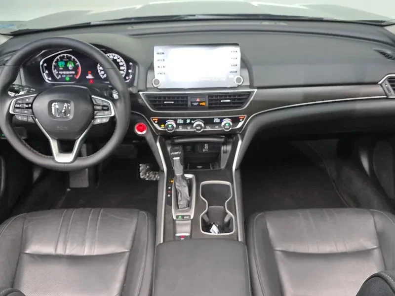 Honda Accord 1.5 10GEN TOP KM!, снимка 7 - Автомобили и джипове - 55441929