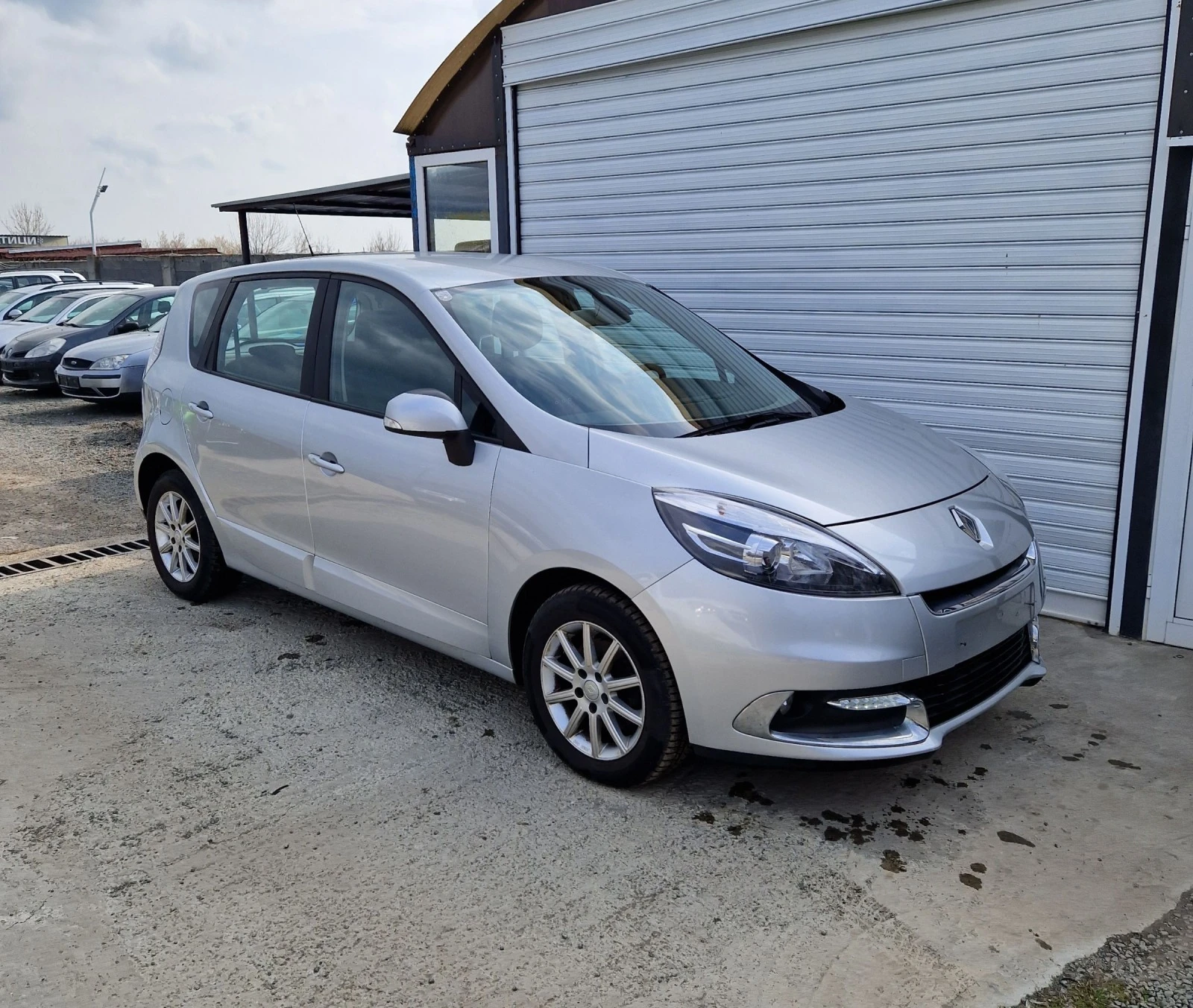 Renault Scenic 1.5dci AUTOMAT  - [1] 