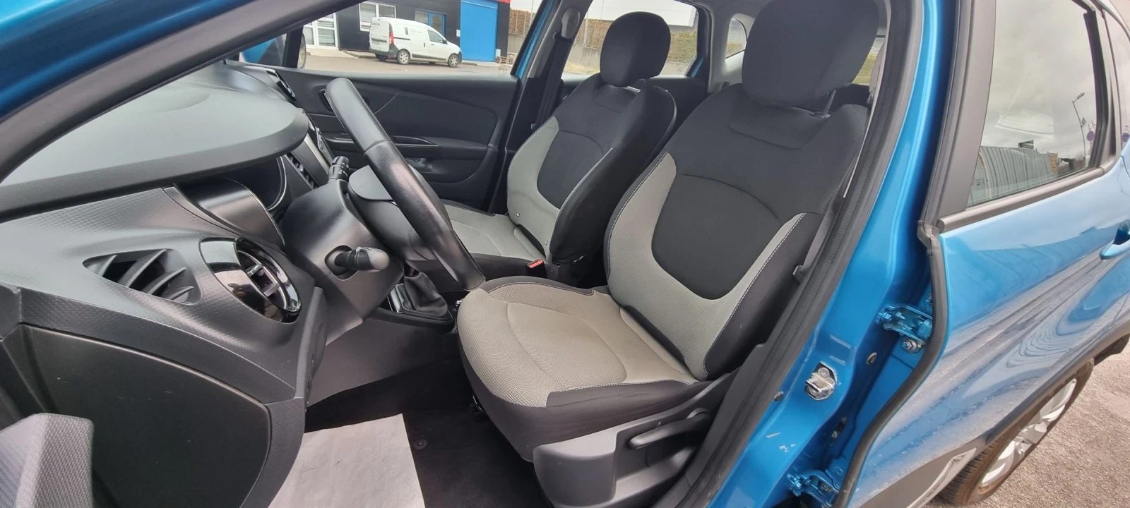 Renault Captur 1.5 dci Euro 5 - изображение 6