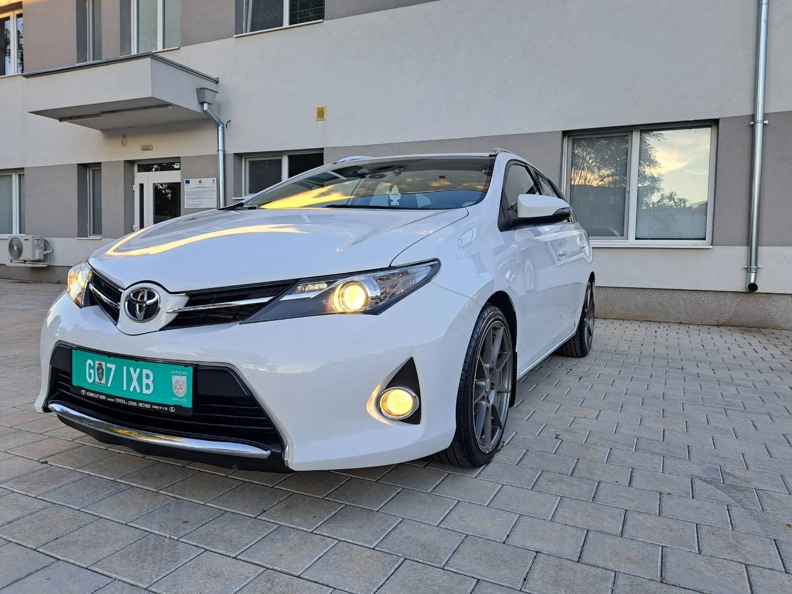 Toyota Auris !!!.2.0 D4D !!! Evro5 !!! Navi!!! Kamera !!! - изображение 2