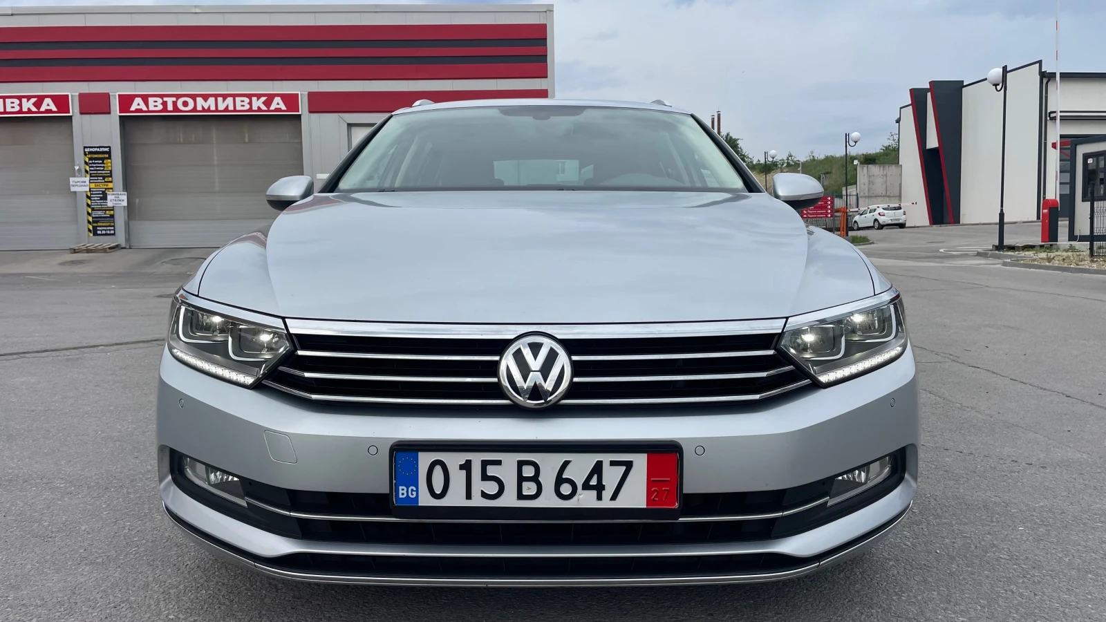 VW Passat 2.0tdi HIGHLINE--DISTRONIK - изображение 2