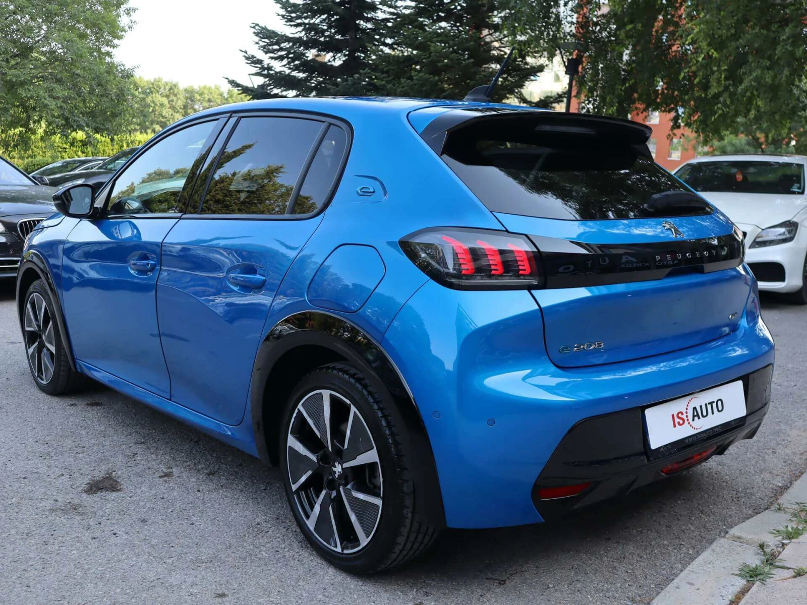 Peugeot 208 50kWh/e-GT Pack/Панорама/Камера/Мъртва точка/ACC - изображение 5