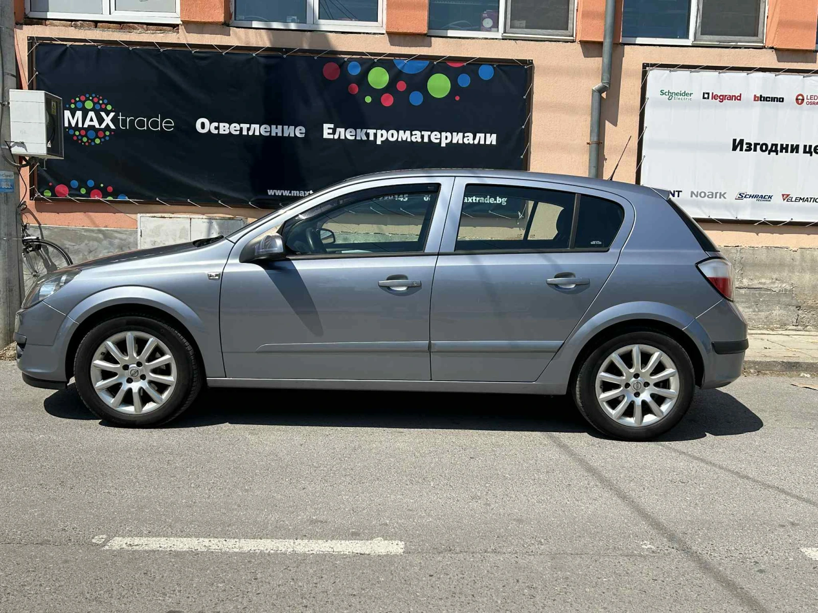 Opel Astra 1.4i-90кс - изображение 5