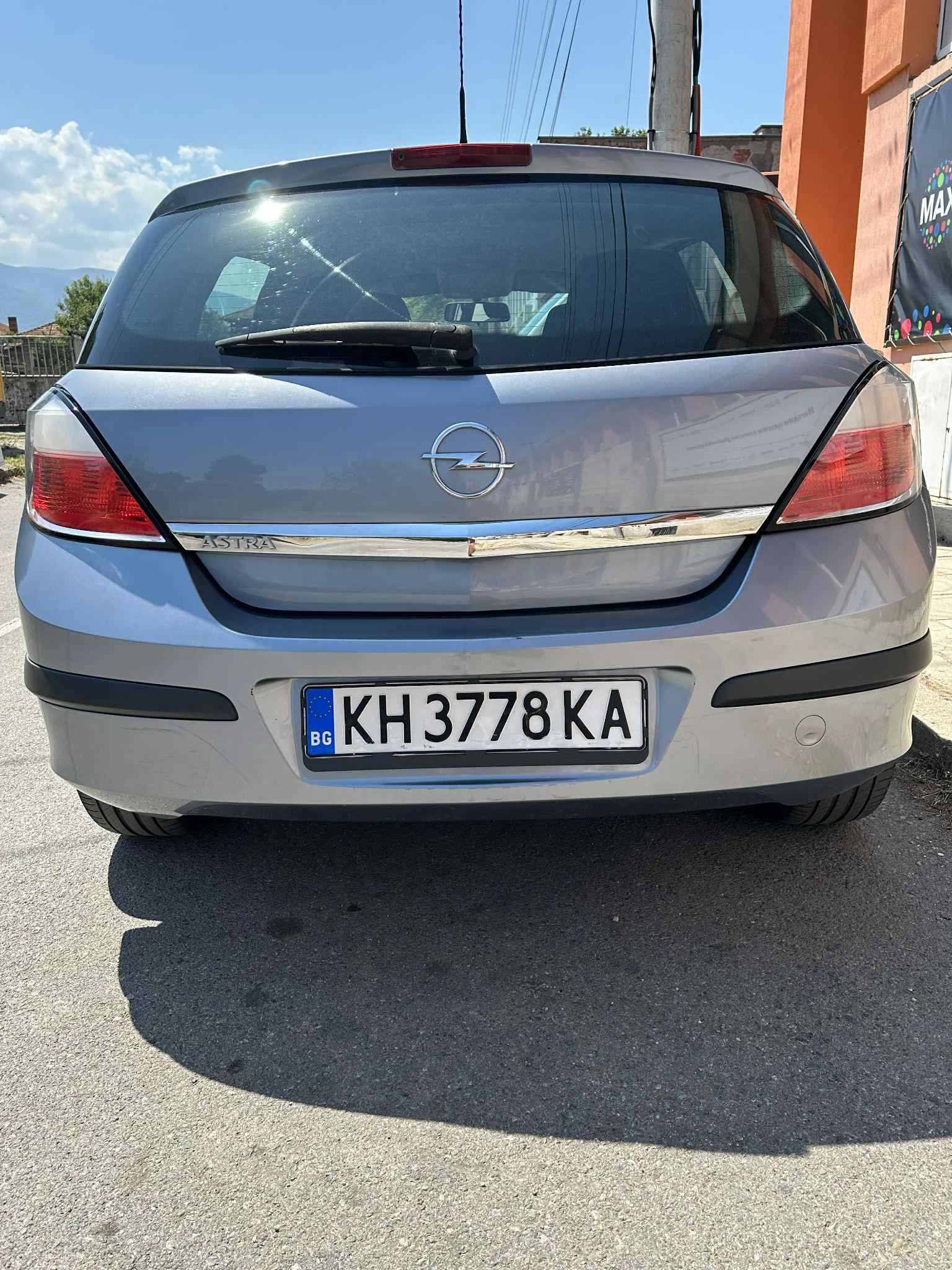 Opel Astra 1.4i-90кс - изображение 7