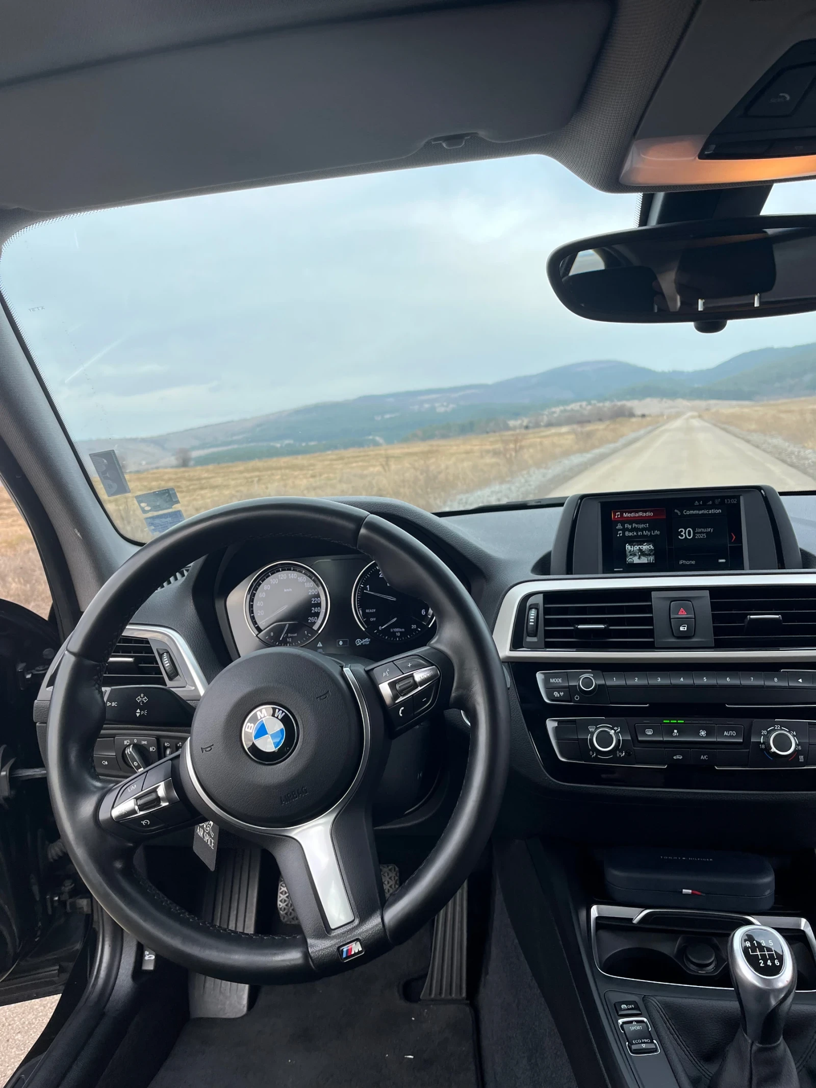 BMW 118  - изображение 8