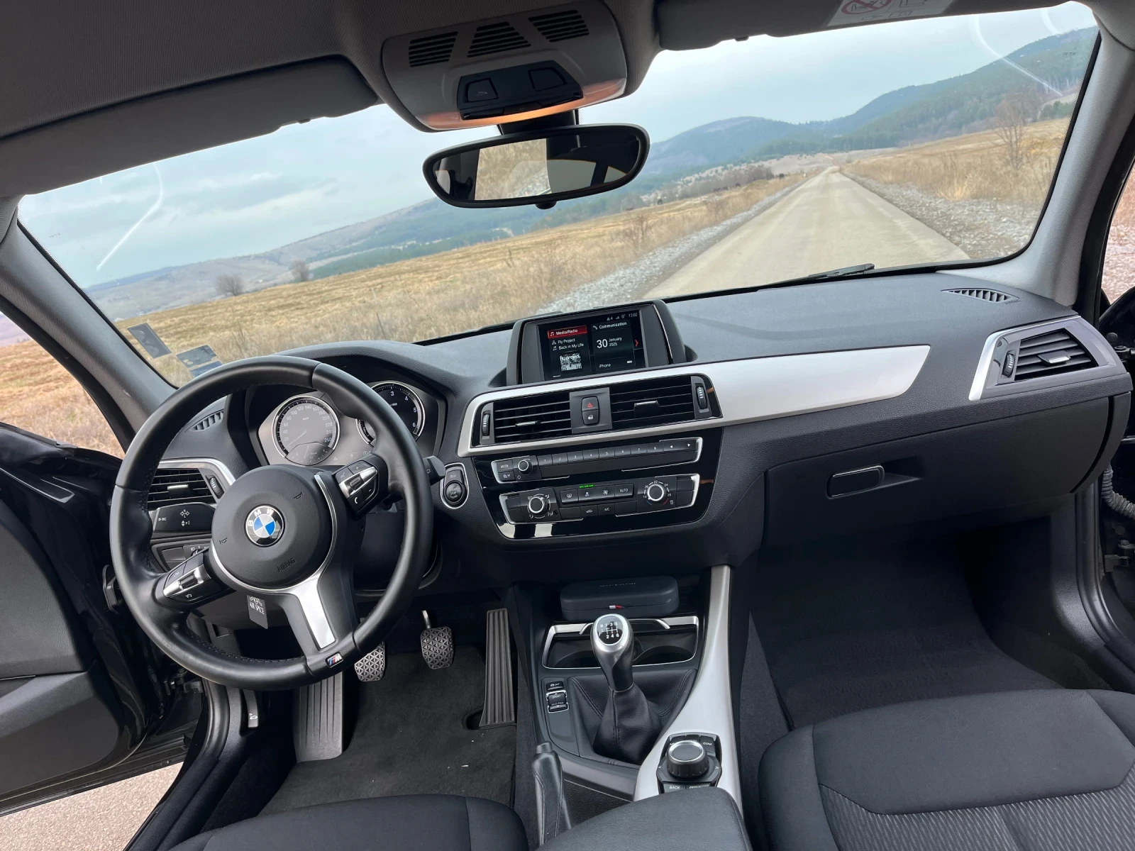 BMW 118  - изображение 7