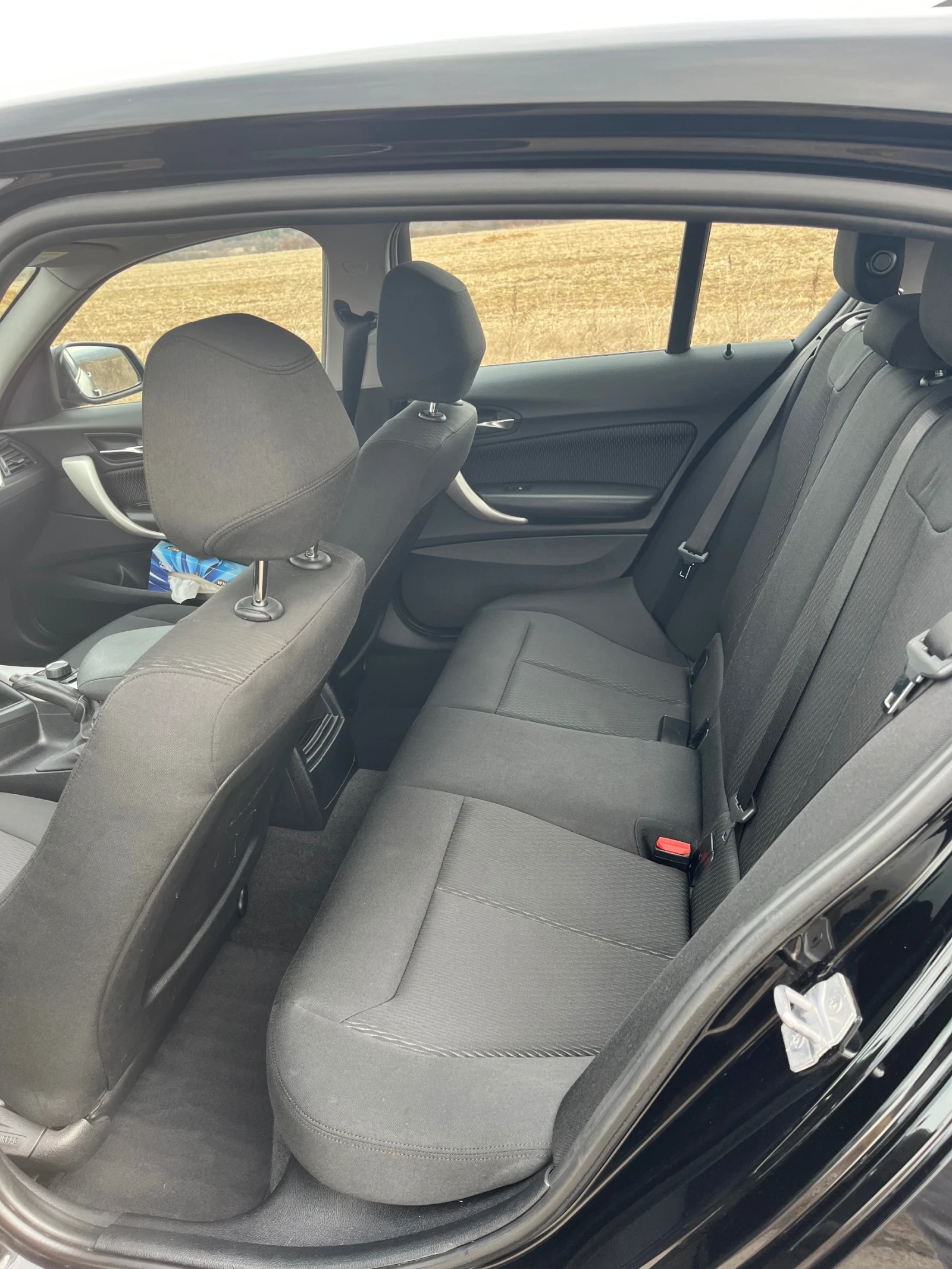 BMW 118  - изображение 10