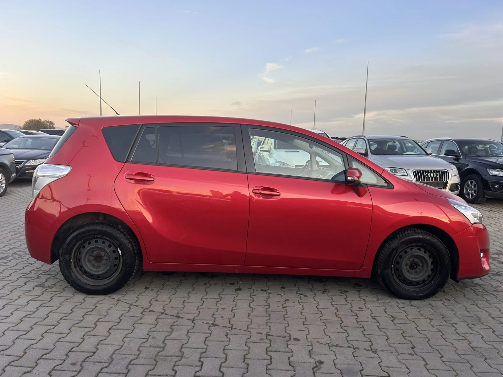 Toyota Corolla verso PANORAMA, KAMERA, NAVi, evro6 - изображение 7