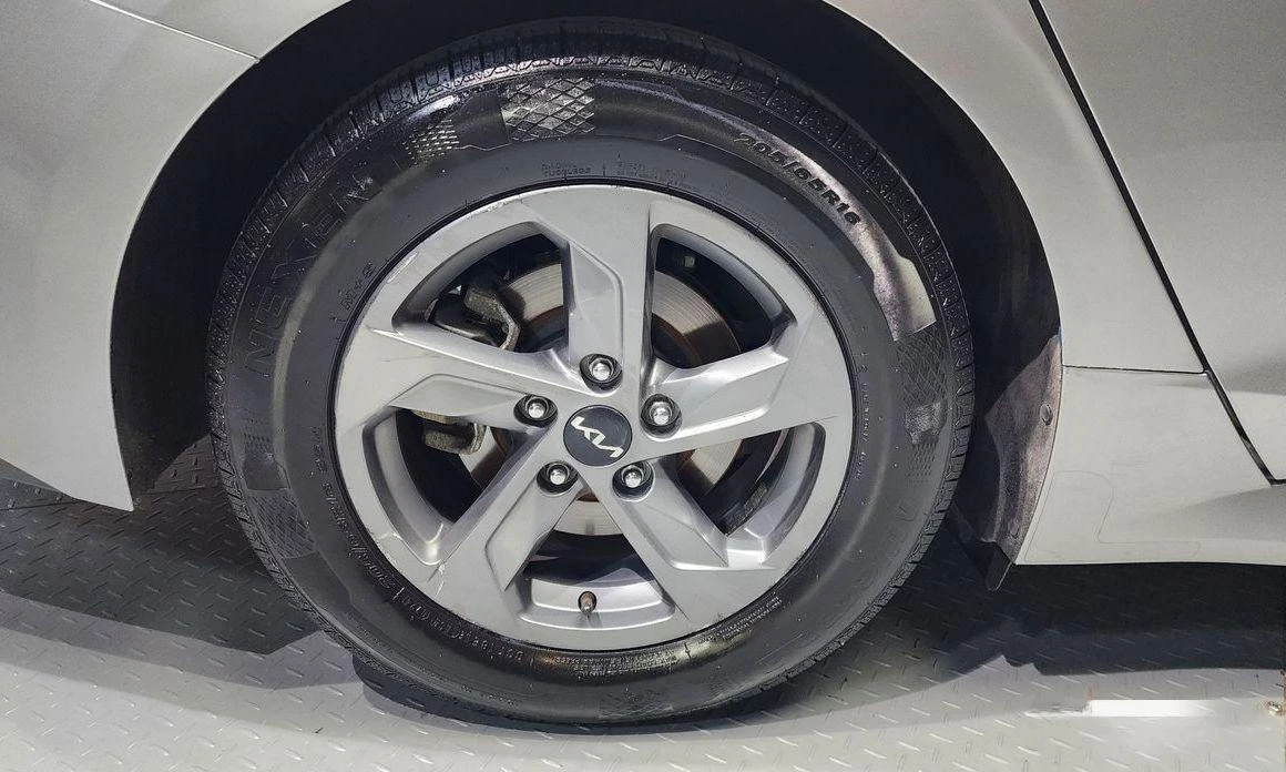 Kia K5 2.0 LPI Strandard * -   *  | Mobile.bg   5