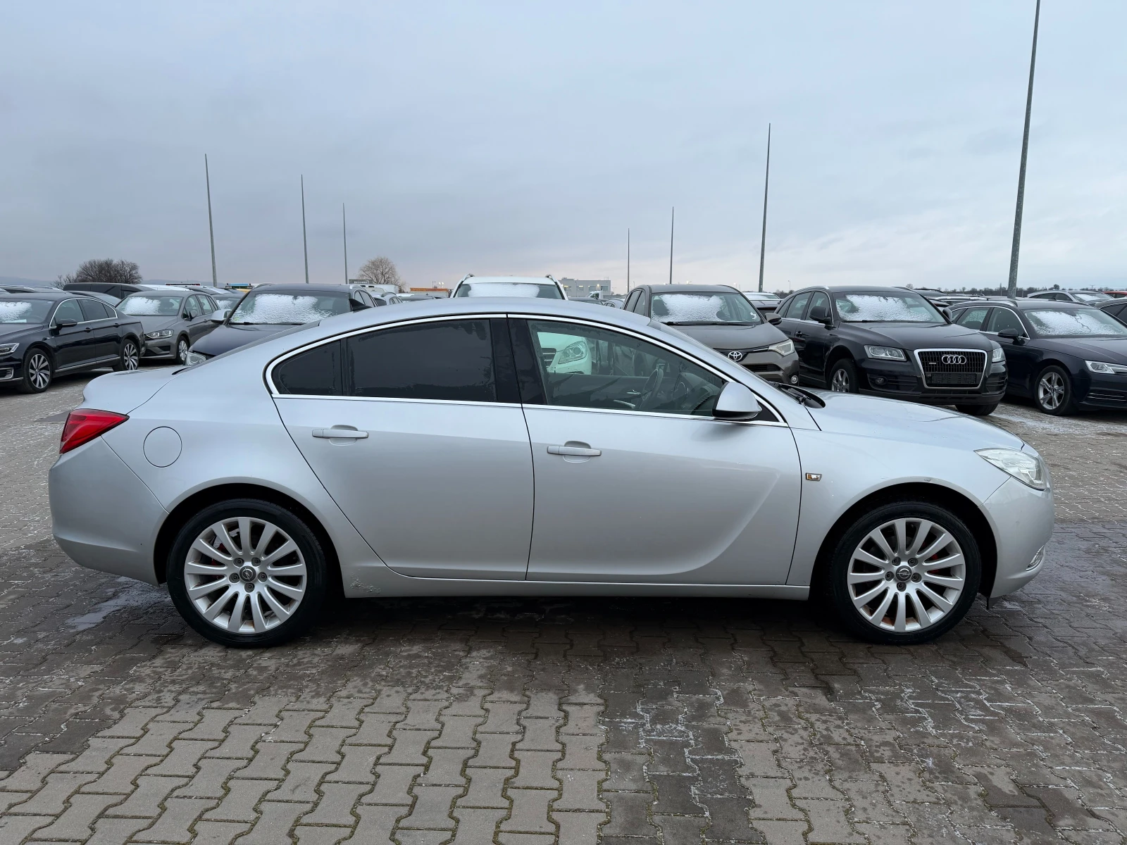 Opel Insignia 2.0CDTI KOJA/NAVI EURO 5 - изображение 5